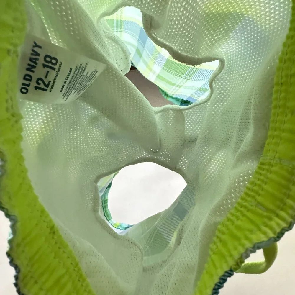 Old Navy‎ Boy's 12-18 mo Green Plaid Swim Shorts
